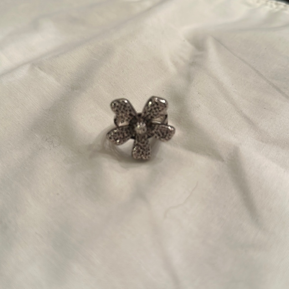 Silpada flower ring